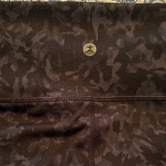 Danskin Dark Camouflage Butter Soft Leggings - Picture 3 of 9